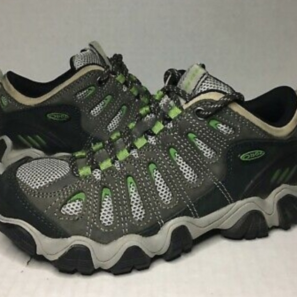 Oboz hiking shoes